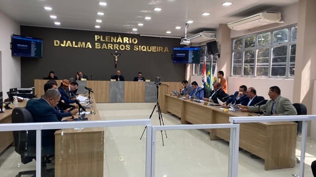 Imagem da notícia: Câmara de Coruripe encerra semestre legislativo com aprovação da LDO e atividades de integração